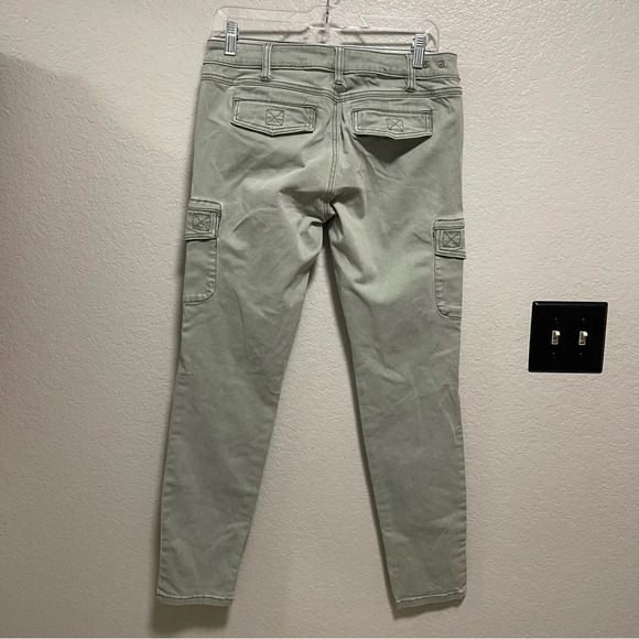 CAbi Women’s Celadon/Sage Green Cargo Skinny Jeans Size 6 - Picture 5 of 5